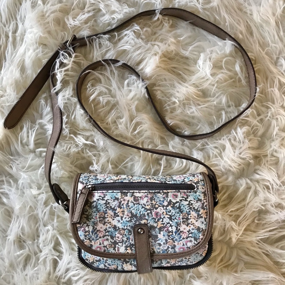 American Eagle Outfitters Floral Crossbody Purse